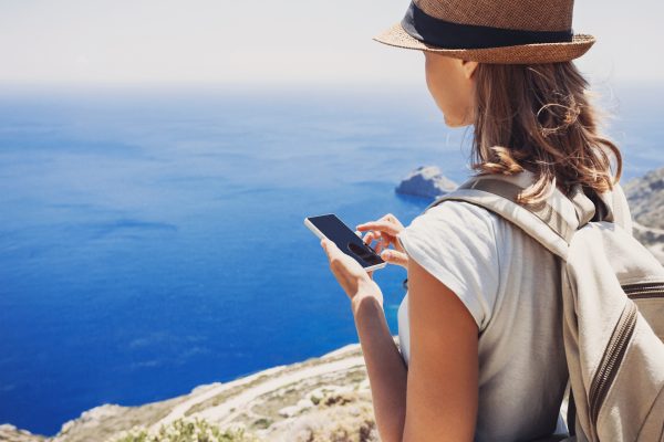 Naeste gang du rejser sa lad din telefon ligge i tasken scaled