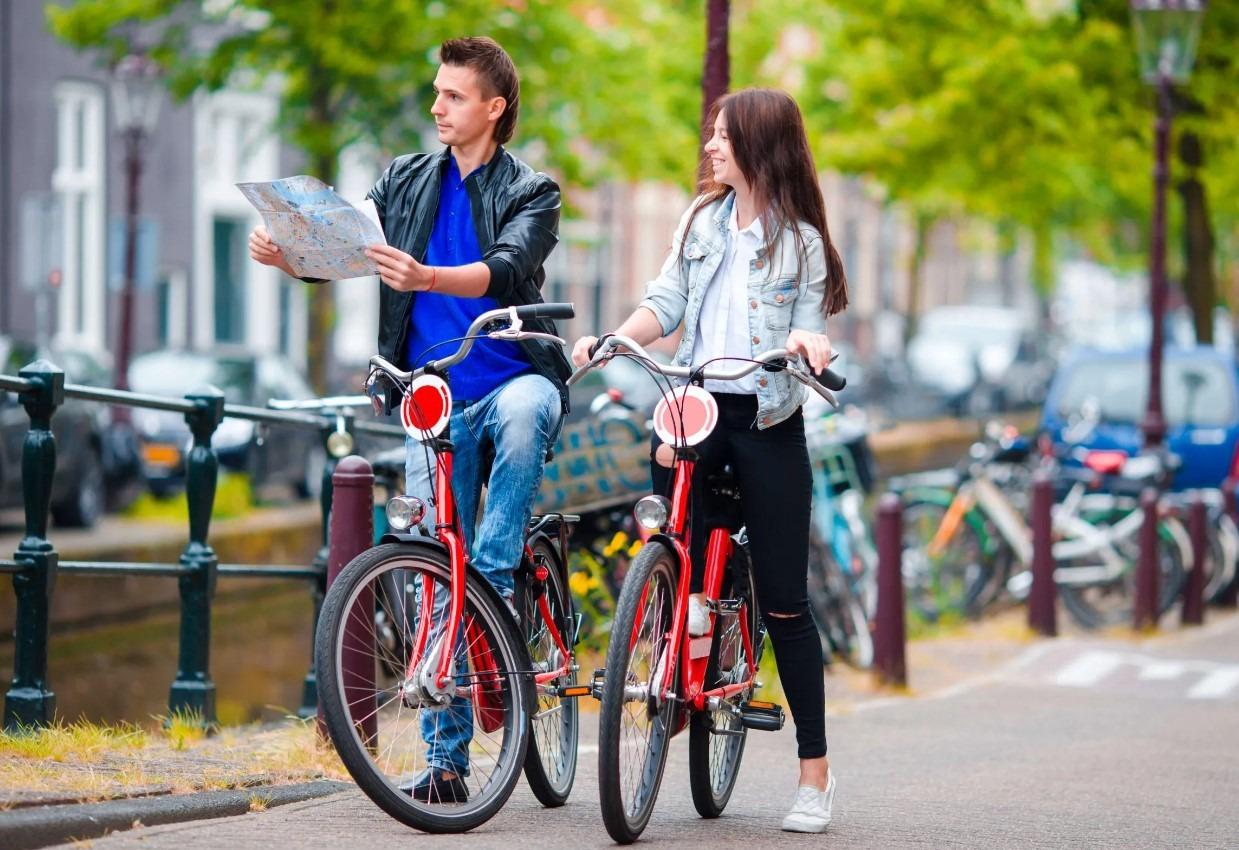 Kere pa cykel i Amsterdam